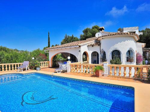 La Sabatera House | Holiday Home Mirada al Sol by Interhome