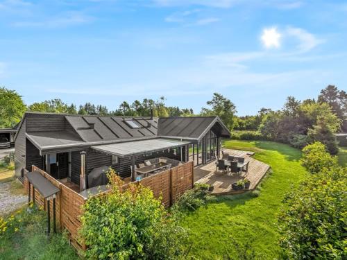 Hou House | Holiday Home Smilla - 1-1km from the sea by Interhome