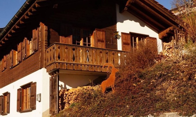 Kublis Ski Chalet | Holiday home Stutz house part right