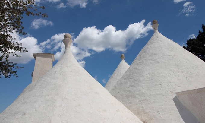 Martina Franca House | Holiday Home 'Trulli da Rosy' with Private Garden & Terrace