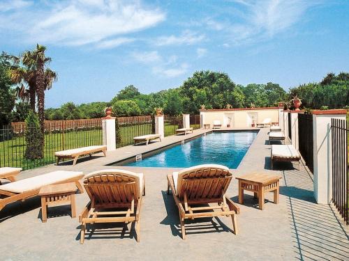Plage d'Argeles House | Holiday Home Villa Jaume by Interhome