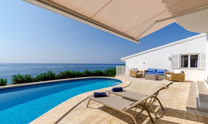 Marina de Son Ganxo Villa | Holiday Home “Villa Son Tato” with Ocean View, Pool, Terrace, Garden & WiFi
