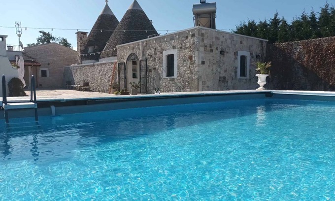 Noci House | Holiday home with outpool