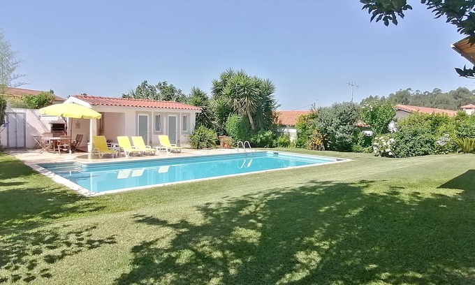 Vila Nova de Famalicao Villa | Holiday home with pool. VN Famalicao Braga North Portugal