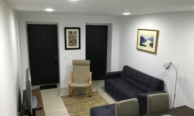 Aveiro House | Holiday house Aveiro for 1 - 8 persons with 4 bedrooms - Holiday home