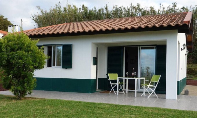 Ponta Delgada House | Holiday house Bretanha for 1 - 2 persons with 1 bedroom - Holiday house