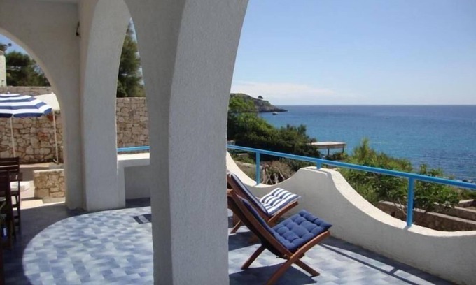 Castro Marina House | Holiday house Castro for 1 - 6 persons with 3 bedrooms - Holiday house
