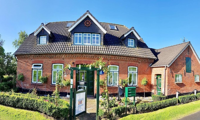 Butjadingen House | Holiday house Fedderwardersiel for 1 - 5 persons with 2 bedrooms - Holiday apartment in one or multi
