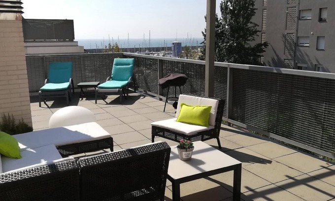 Masnou House | Holiday house El Masnou for 1 - 5 persons with 2 bedrooms - Row house
