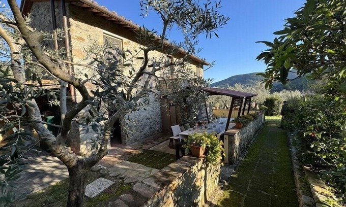 Buti House | Holiday house for 8 persons approx. 100 qm in Buti, Tuscany (Province Lucca)