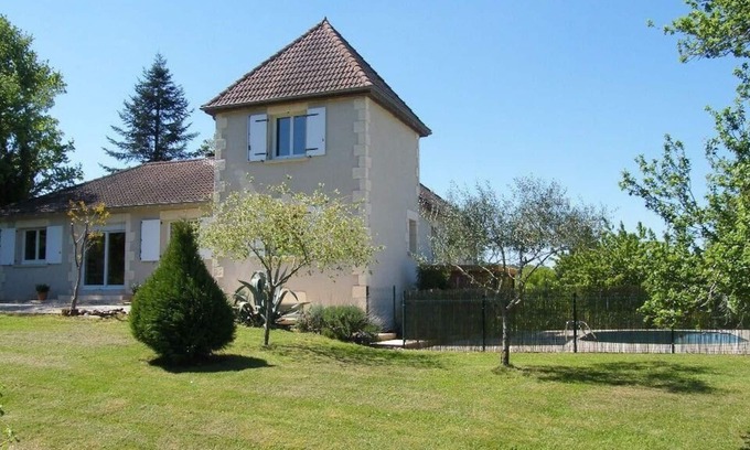 Brignac-la-Plaine House | Holiday house Brignac la Plaine for 1 - 8 persons with 4 bedrooms - Holiday house