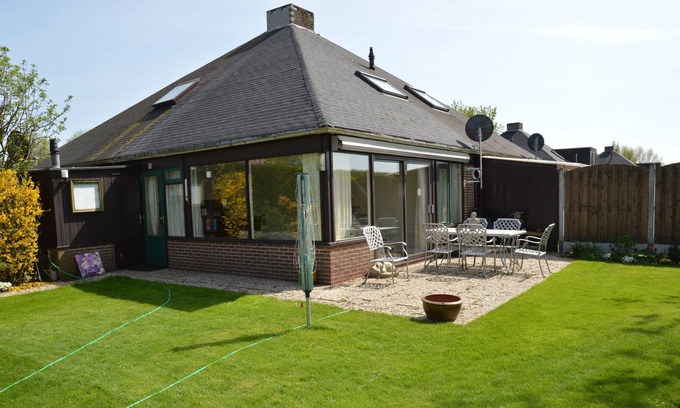 Stavenisse House | Holiday house Hortensia in Zeeland