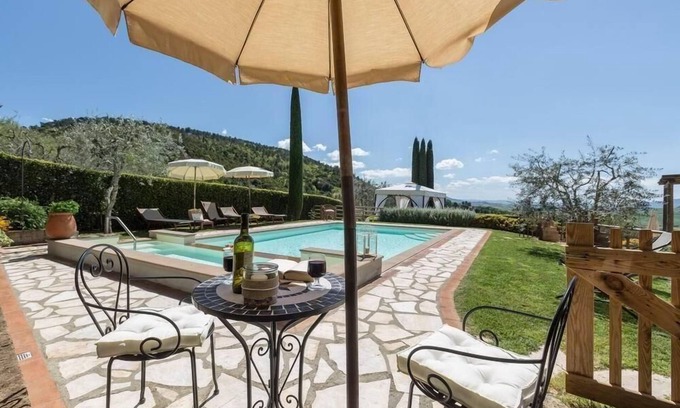 Iano House | Holiday house Montaione for 1 - 9 persons with 4 bedrooms - Holiday home