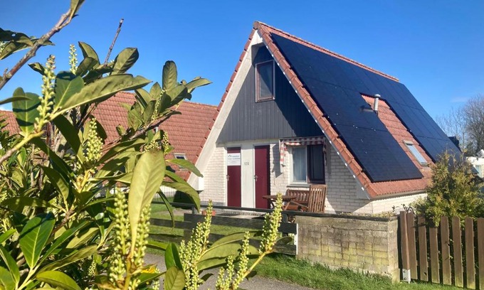 Anjum House | Holiday House Platz an der Sonne for 6 people near Lake Lauwersmeer