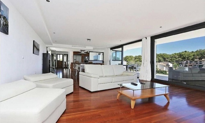 Portals Nous House | Holiday house Portals Nous for 1 - 10 persons with 5 bedrooms - Holiday home