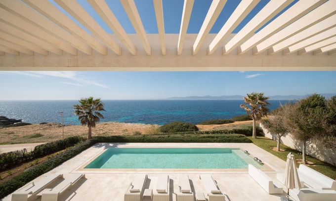 Son Veri Nou House | Holiday house Son Veri Nou for 1 - 9 persons with 5 bedrooms - Holiday house