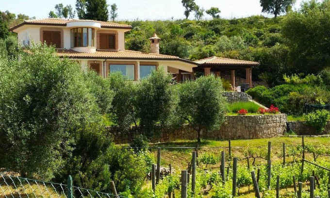 Itri House | Holiday house Sperlonga for 1 - 8 persons with 3 bedrooms - Holiday house