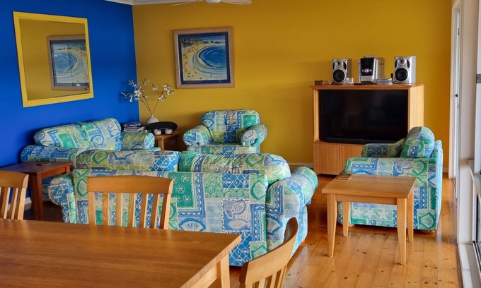 Merimbula House | HOLIDAY IN A VIEW AT THE HILLTON !