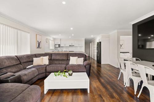 Sussex Inlet House | Holiday In The Moos