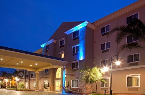 Hawthorne Hotel | Holiday Inn Express Hotel & Suites Los Angeles Airport Hawthorne by IHG