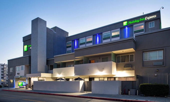 Westlake Hotel | Holiday Inn Express Los Angeles Downtown West by IHG