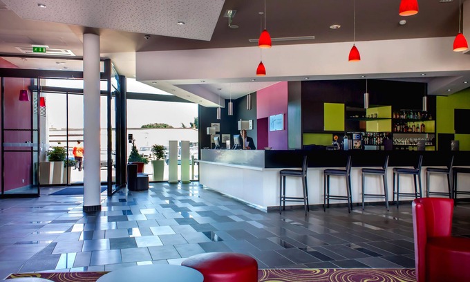 Port Marianne Hotel | Holiday Inn Express Montpellier - Odysseum by IHG