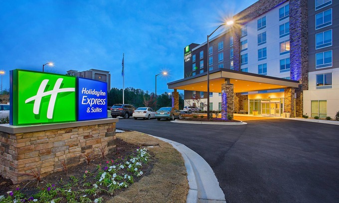 Covington Hotel | Holiday Inn Express & Suites Covington by IHG