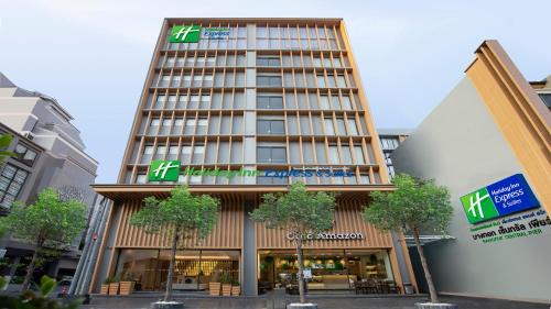 Yan Nawa Hotel | Holiday Inn Express & Suites Bangkok Central Pier by IHG