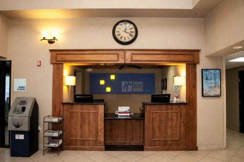 Tucson Hotel | Holiday Inn Express Tucson-Airport by IHG