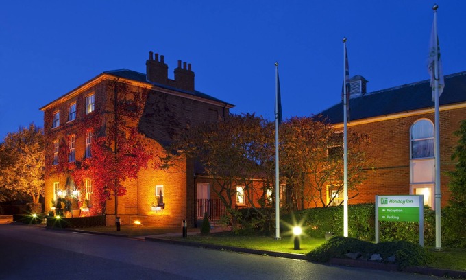 Newport Pagnell Hotel | Holiday Inn Milton Keynes - East M1, Jct. 14 by IHG