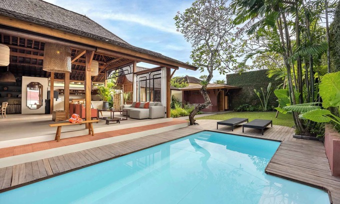 Banjar Semer Villa | Holiday Tropical Open - Air Private Villa Near Umalas & Seminyak