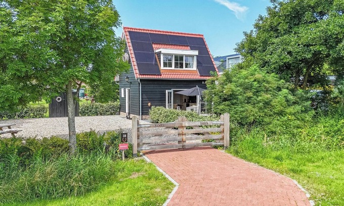Zoutelande Cottage | Holidayhome - Sloestraat 38 | Zoutelande 'Het Koetshuys'
