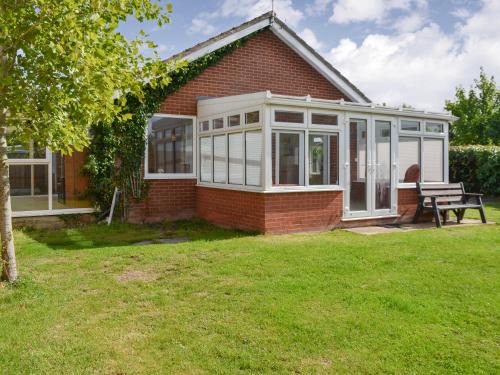 Skegness House | Hollands Pond