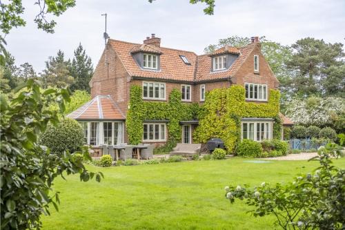 Hunstanton House | Holmbush