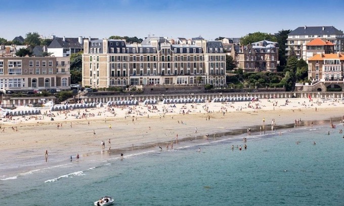 Saint-Igneuc Apartment | Homard&fox le Féart, Avec Terrasse&barbecue