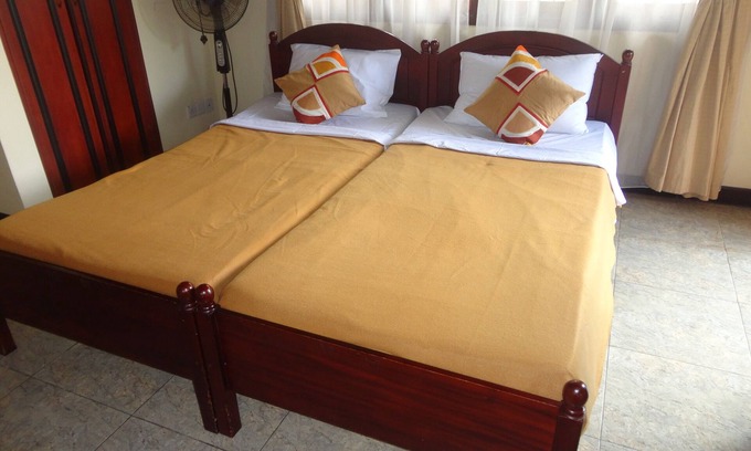 Kandy House | Home Away from Home! can feel the srilankan hospitality with warm welcome.
