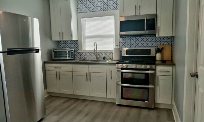 Mojave House | Home away from home in Mojave With parking space in the driveway