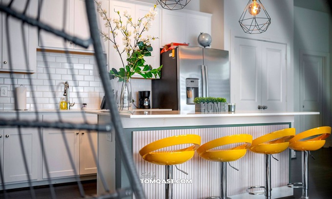 Riverside Terrace House | Home away from home- Rodeo, NRG, MD Anderson, Universities are minutes a way