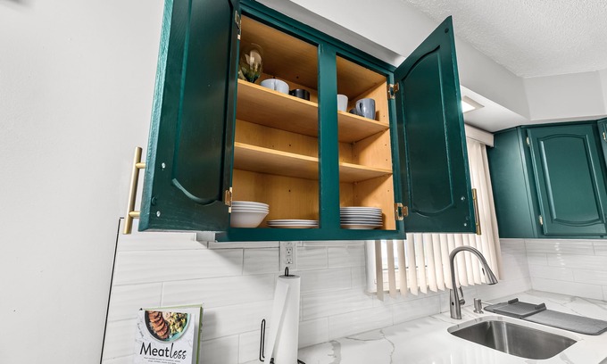 Roseville House | Home Away from Home