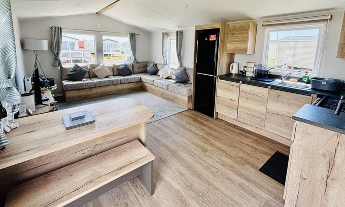 Porthcawl Apartment | Home from home 6 berth static caravan