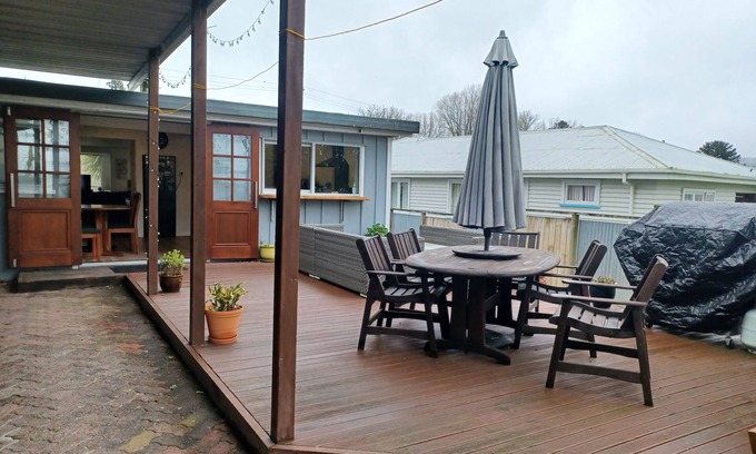 Mangakino House | Home in Mangakino (3 mins Walk to Lake Maraetai)