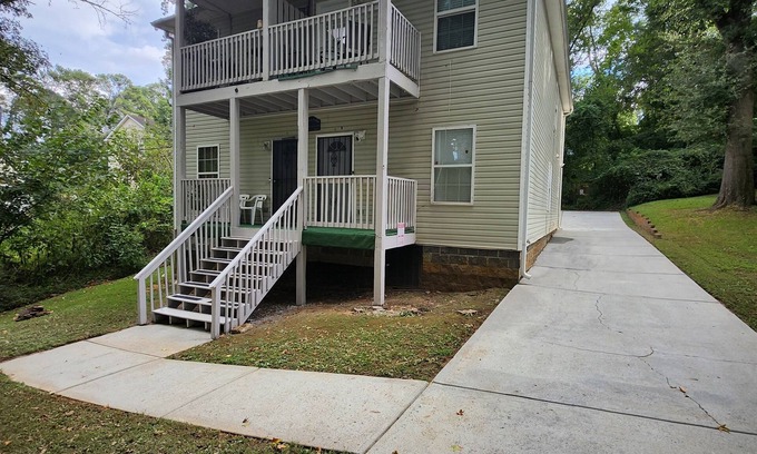 Atlanta House | Home Suite Home ATL