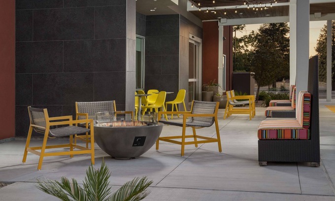 Clovis Hotel | Home2 Suites by Hilton Clovis Fresno Airport