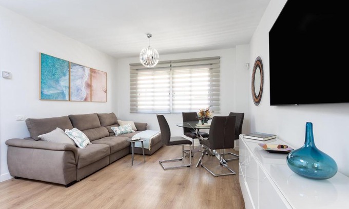 Santa Cruz de Tenerife Apartment | Home2Book Castro Eleven