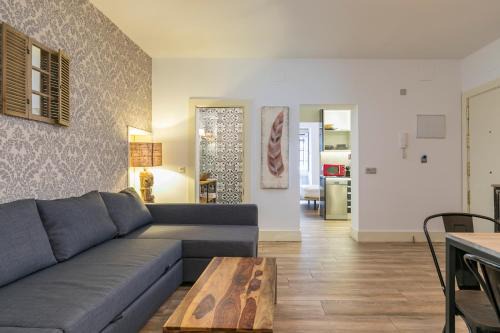 Guindalera Apartment | HOMEABOUT DIEGO DE LEÓN Apartment I