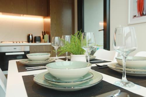 Melbourne Apartment | Homelike 2B Apt Next to Grand Prix with Free Parking