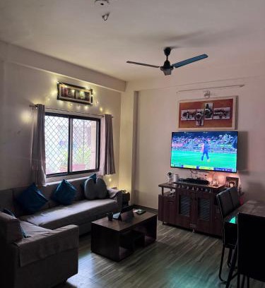 Vadodara House | Homely, Secured, Privacy at Prime Location