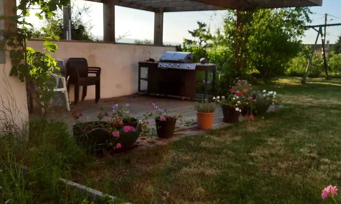 Saint-Georges-de-Baroille Villa | Homerez - Villa in Saint-Georges-de-Baroille