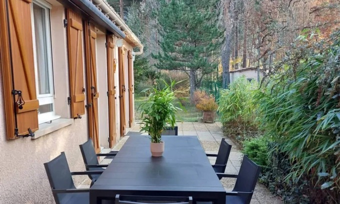 Plan-d'Aups-Sainte-Baume House | Homerez - House Plan-d'Aups-Sainte-Baume