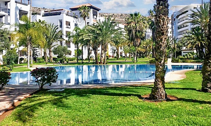 Agadir City Center Apartment | Homerez - 100 m away from the beach! Apartement for 4 ppl. with shared pool